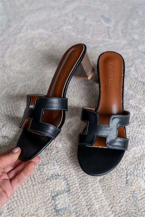 hermes lookalike sandals|Hermes oasis sandals outfit.